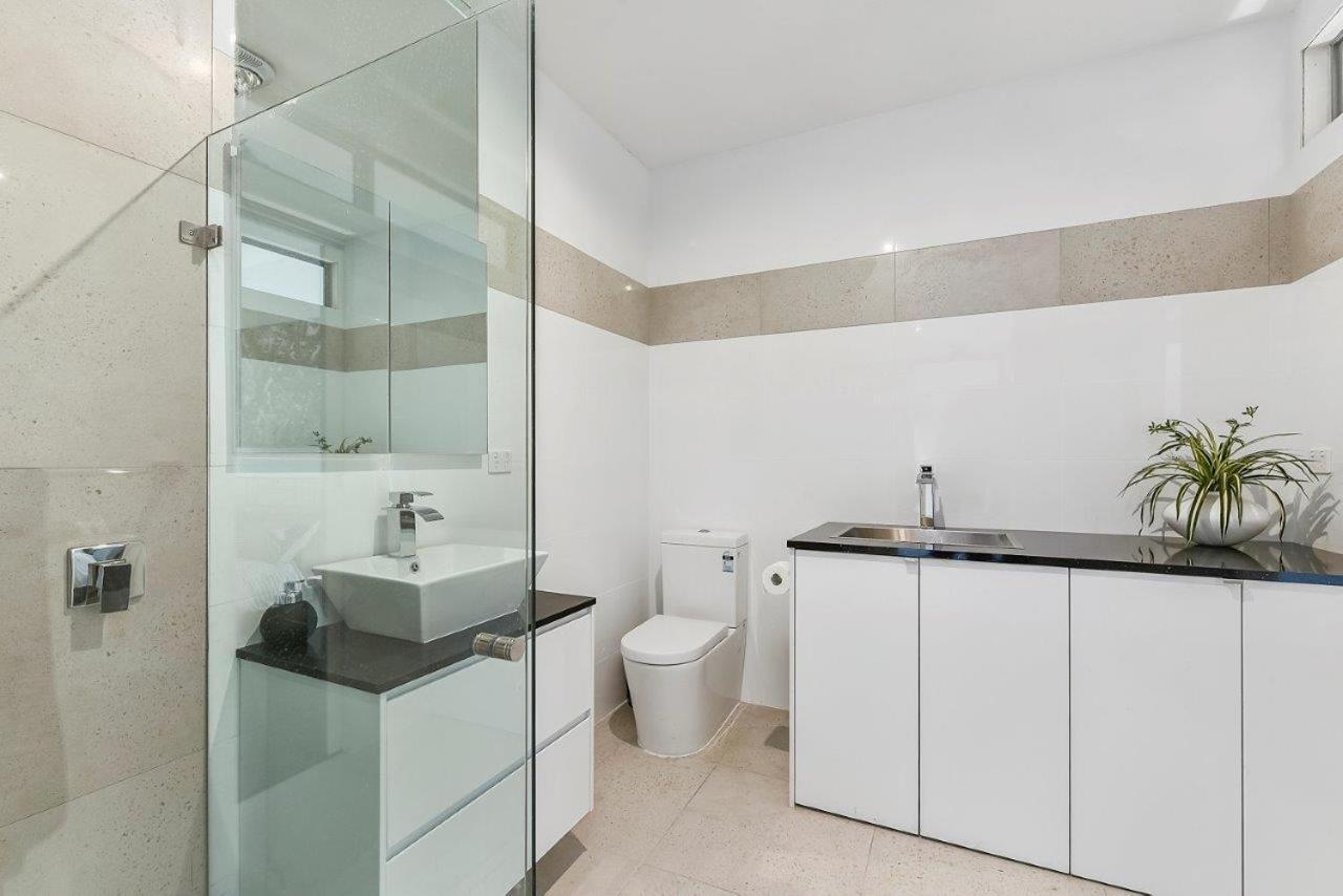 Апартаменти Kennedy Executive Townhouse Маунт-Гамбір Екстер'єр фото