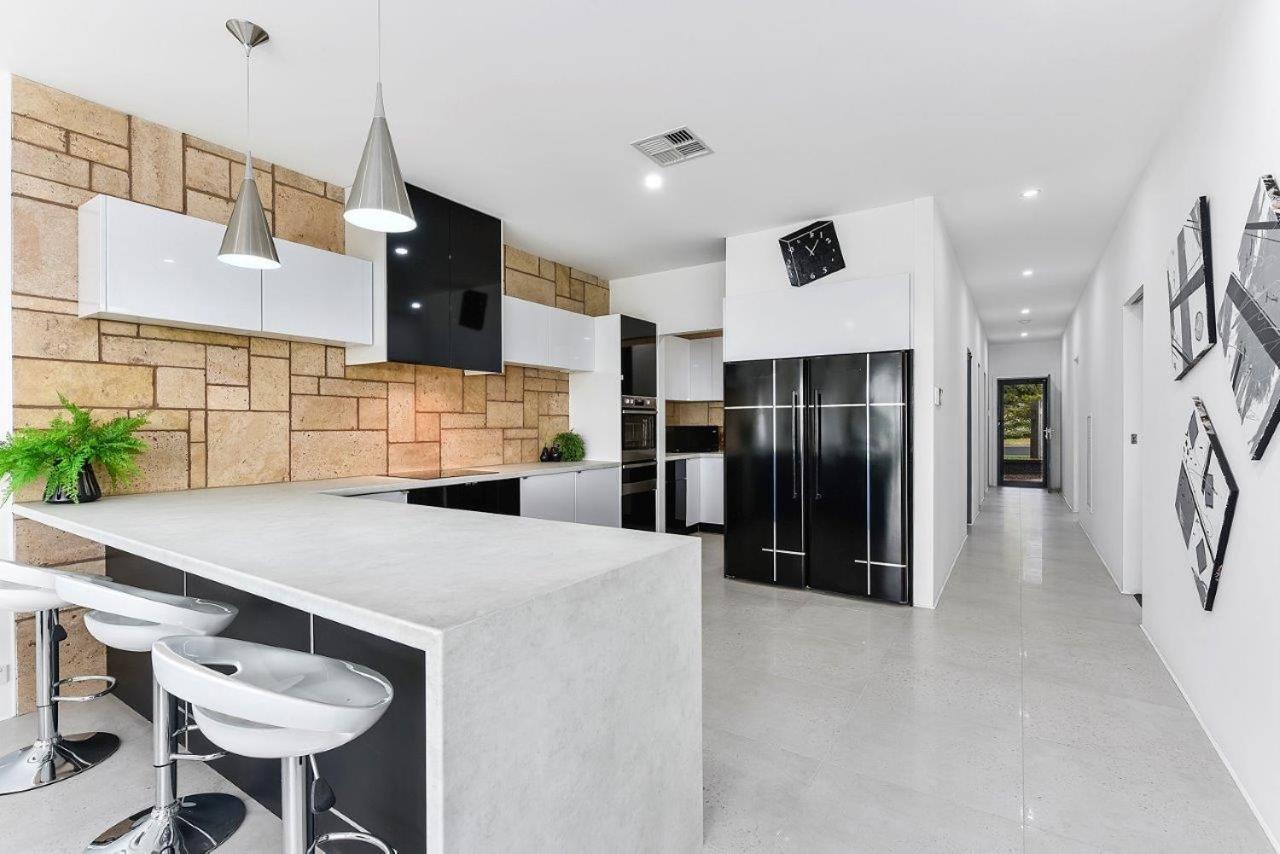 Апартаменти Kennedy Executive Townhouse Маунт-Гамбір Екстер'єр фото